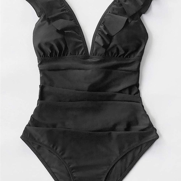 Cupshe NWT Womens Ruffled One Piece Swimsuit V Neck Lace Up - Picture 3 of 5